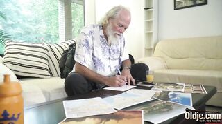 Nice Looking Teen Hardcore Banged By Old Chap And Cums In Mouth (Nikki Fox)