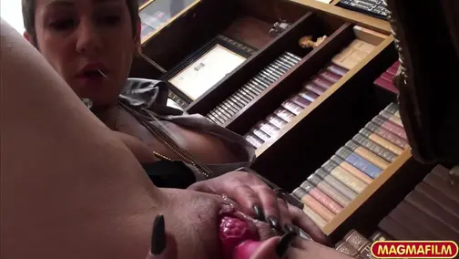 Drenched Cubicle Vixen Gets Herself Off Like A Filthy Little Pig