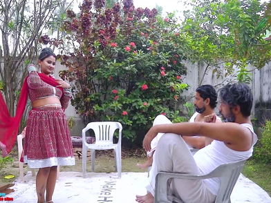 Desi Girl Servant Gets Wild With Outdoor Loving In HD Video