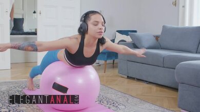 Elegant Anal   Mathilde, Stirling   Morning Routine