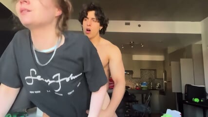 Single Mother Neighbor Gives Me Head When Husband Leaves For Work