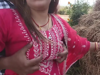 Watch This Indian Wifey Suck And Fuck Like A Pro In A Village Outdoor Scene